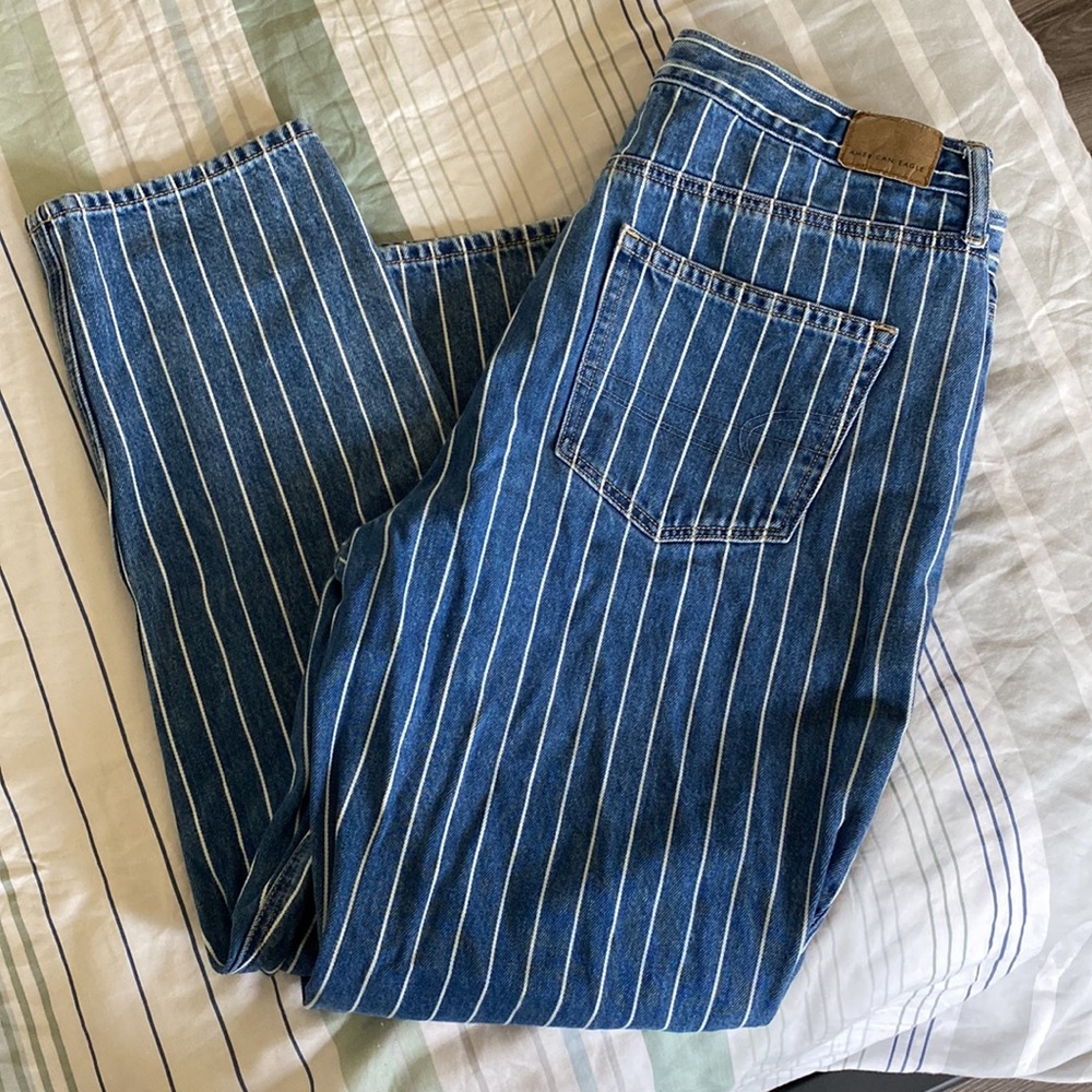 American eagle mom jeans